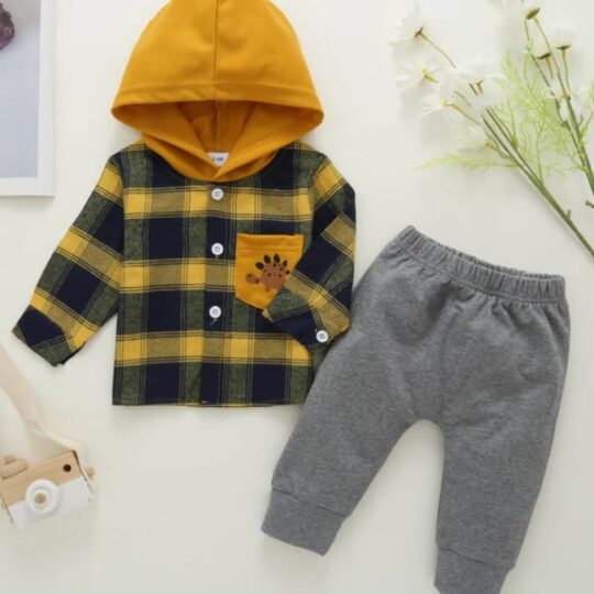 2-Piece Plaid Hoodie and Joggers Set for children