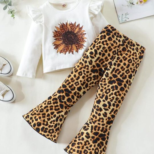 2-Piece Sunflower and Leopard Print Outfit