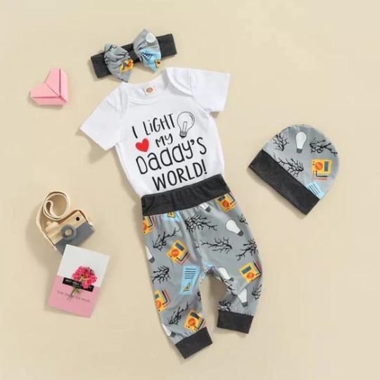 3-Piece "I Light My Daddy's World" Baby Outfit Set